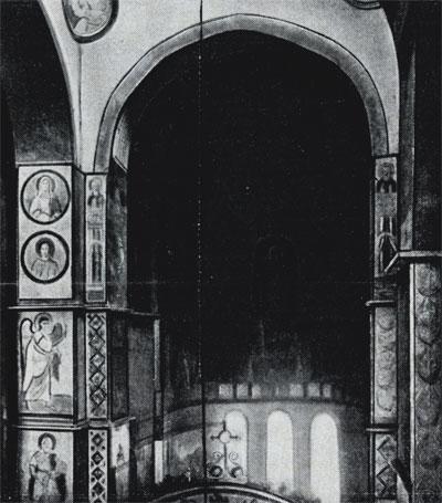 Киев. Церковь Архангела Михаила Дмитриевского (Михайловского) монастыря, 1108-1113 гг. Интерьер. Общий вид с хор на восток