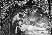 Рис. 32. Положение во гроб - живопись в нише гробницы, 1890-е годы. Фото 1997 года.