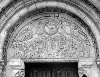 Фрагмент декора церкви Сан-Исидоро в Пуэрта де Кордеро (Puerta del Cordero), провинция Леон (León), регион Кастилия и Леон (Castilla y Leon), Испания.
